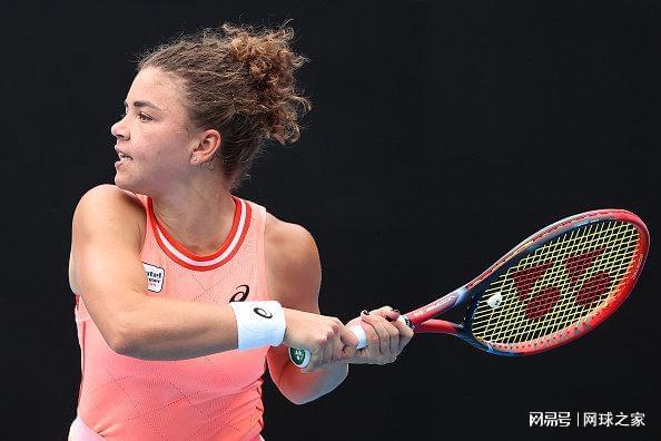 中同样起着 中同样起着